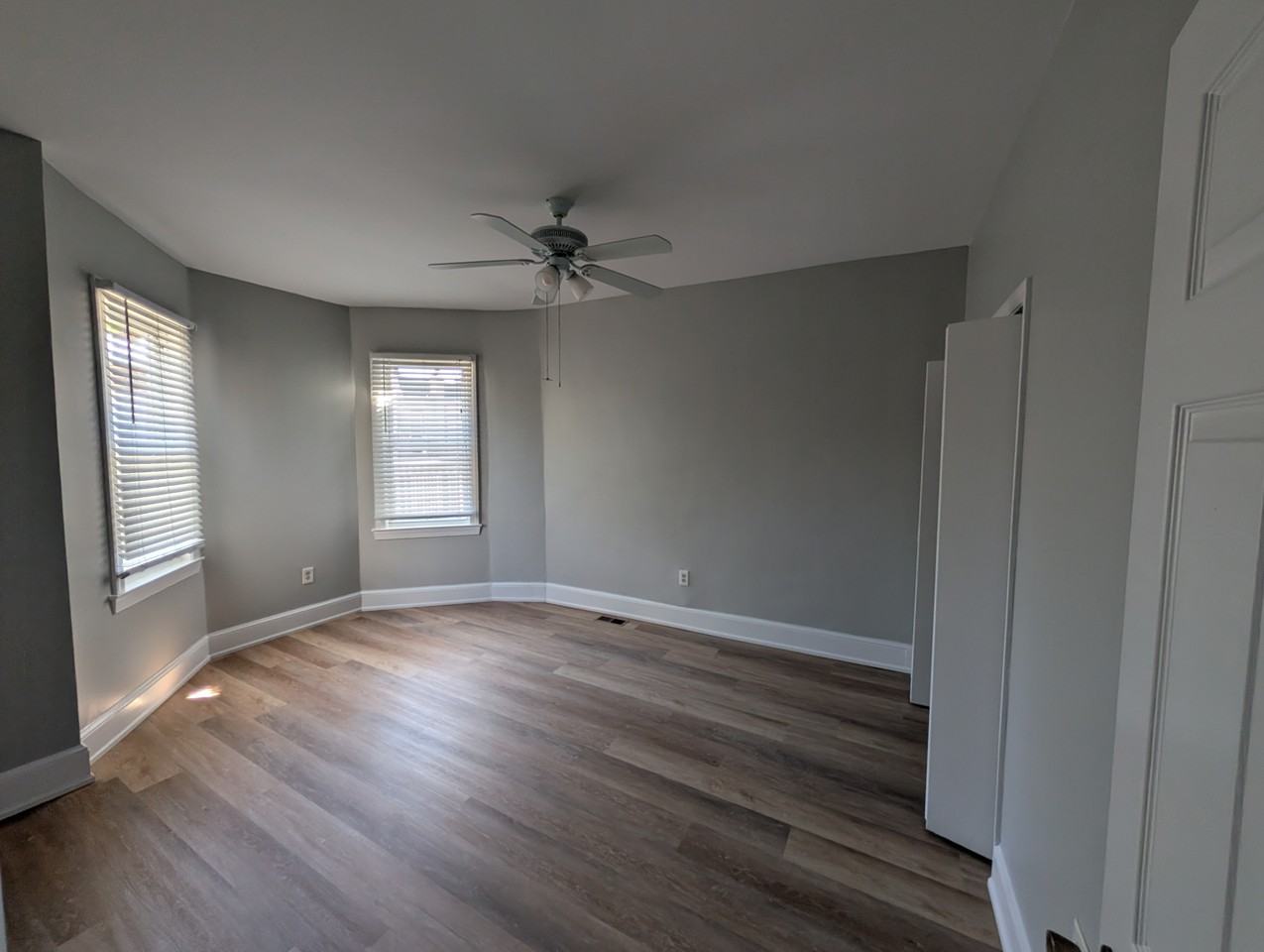 636 Lamont St Nw #NA - Photo 5 of 10