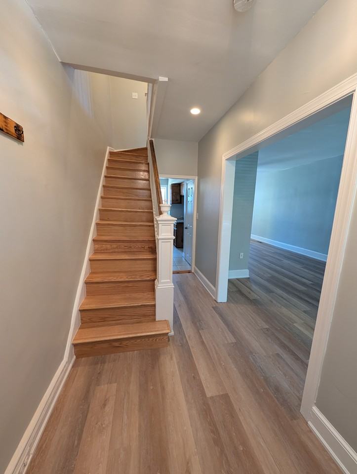 636 Lamont St Nw #NA - Photo 7 of 10