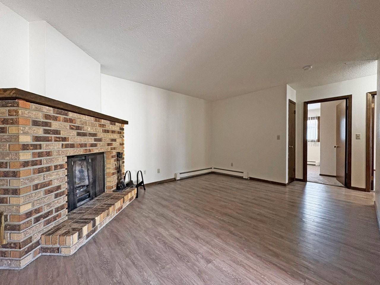 Condo Style 2 bedroom Apartment in SE Minot - Photo 3 of 10