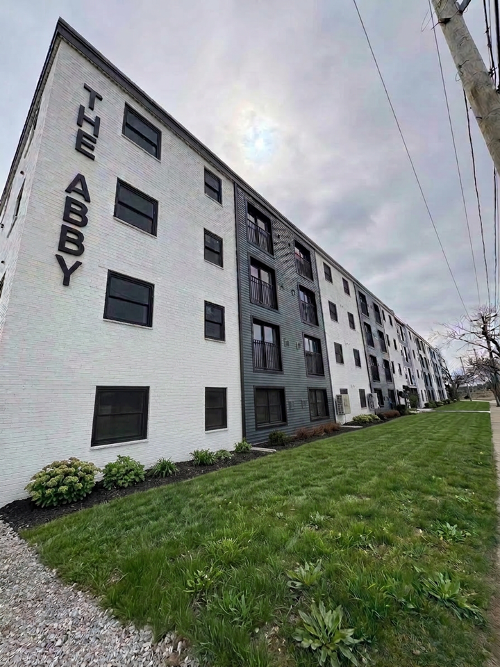91 Veterans Rd #210