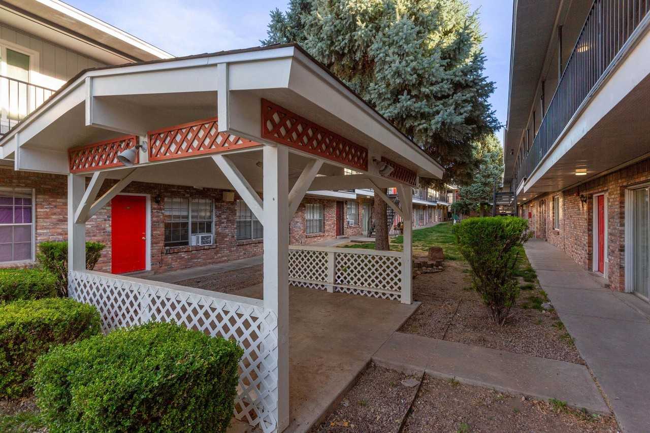 Continental Arms Apartments: Charming Gated Community - Photo 2 of 50