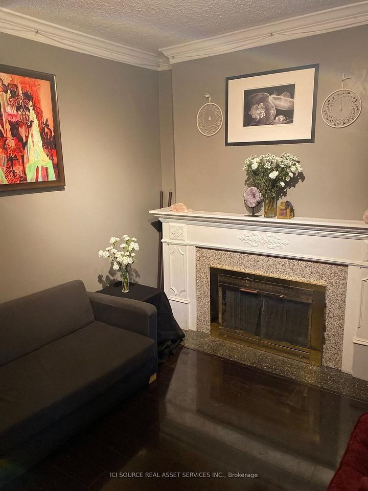 574 Dovercourt Road #Main - Photo 3 of 16