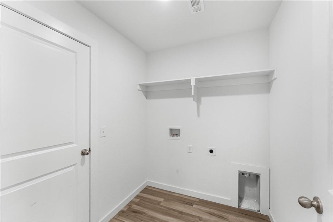 106 Nw Pinwheel St - Photo 7 of 29