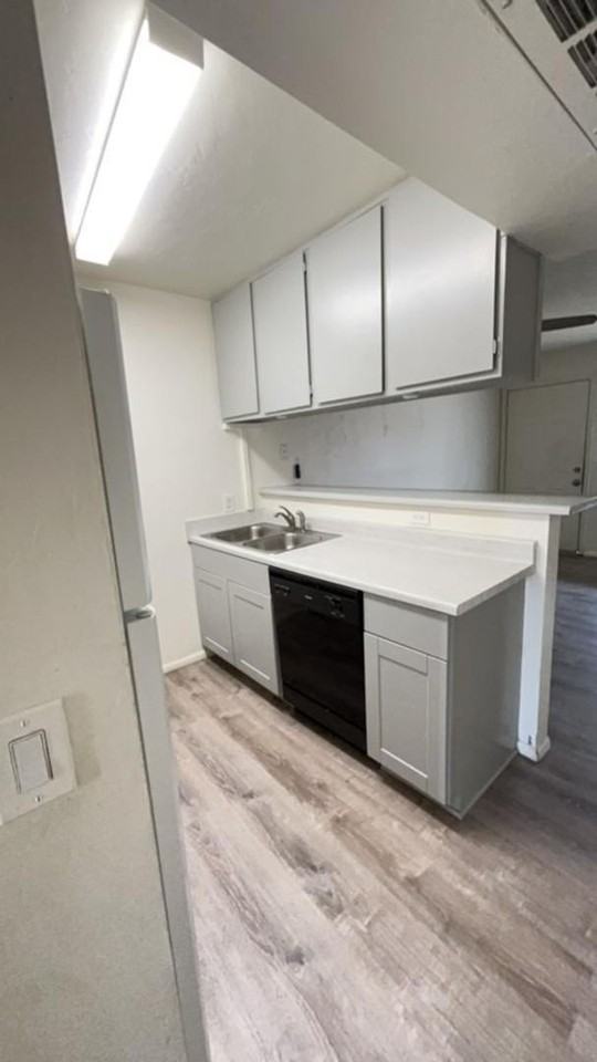 610 S Granite St #12 - Photo 2 of 5