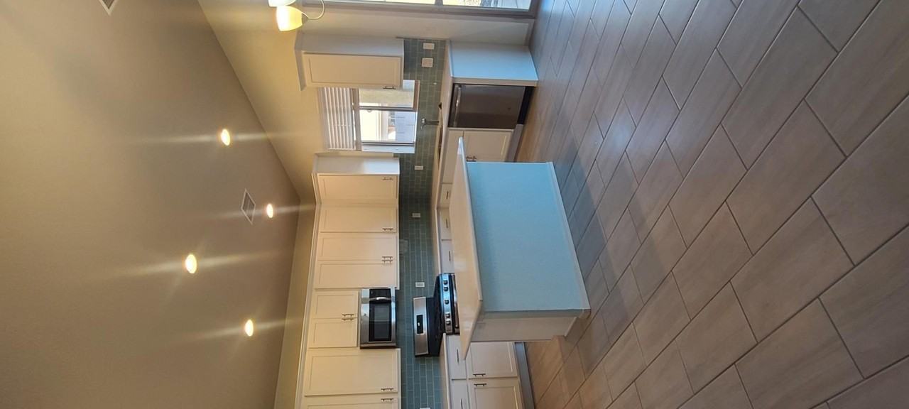 2210 Jacks Dr - Photo 7 of 22