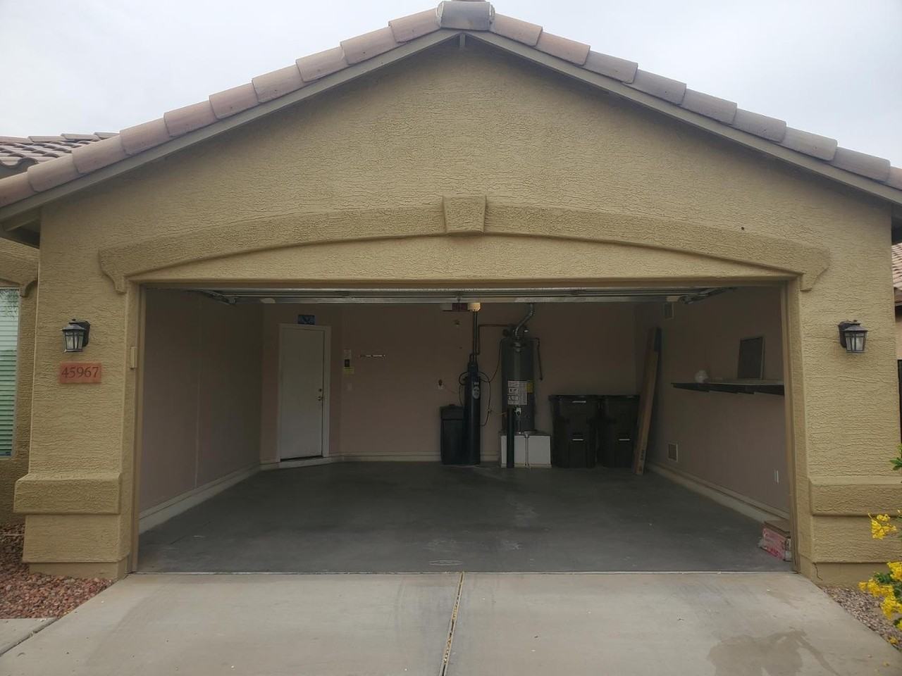 45967 W Starlight Dr - Photo 3 of 50
