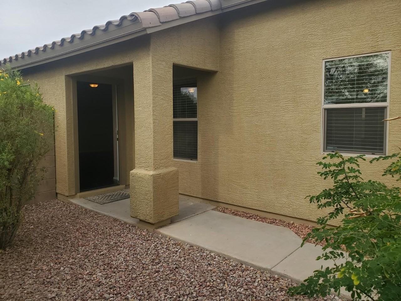 45967 W Starlight Dr - Photo 7 of 50