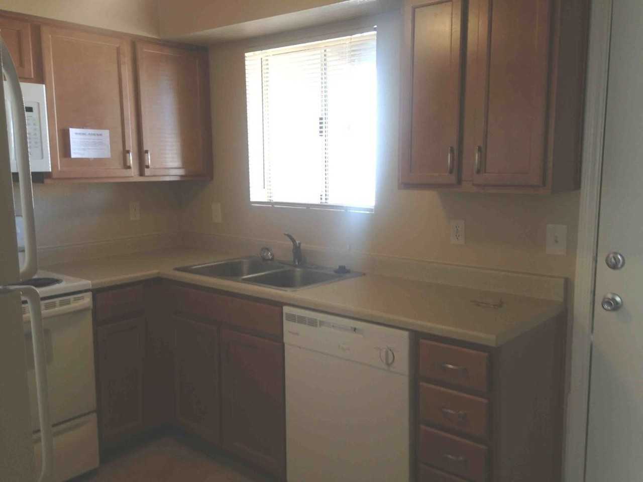 3005 E Cicero St #103 - Photo 5 of 9