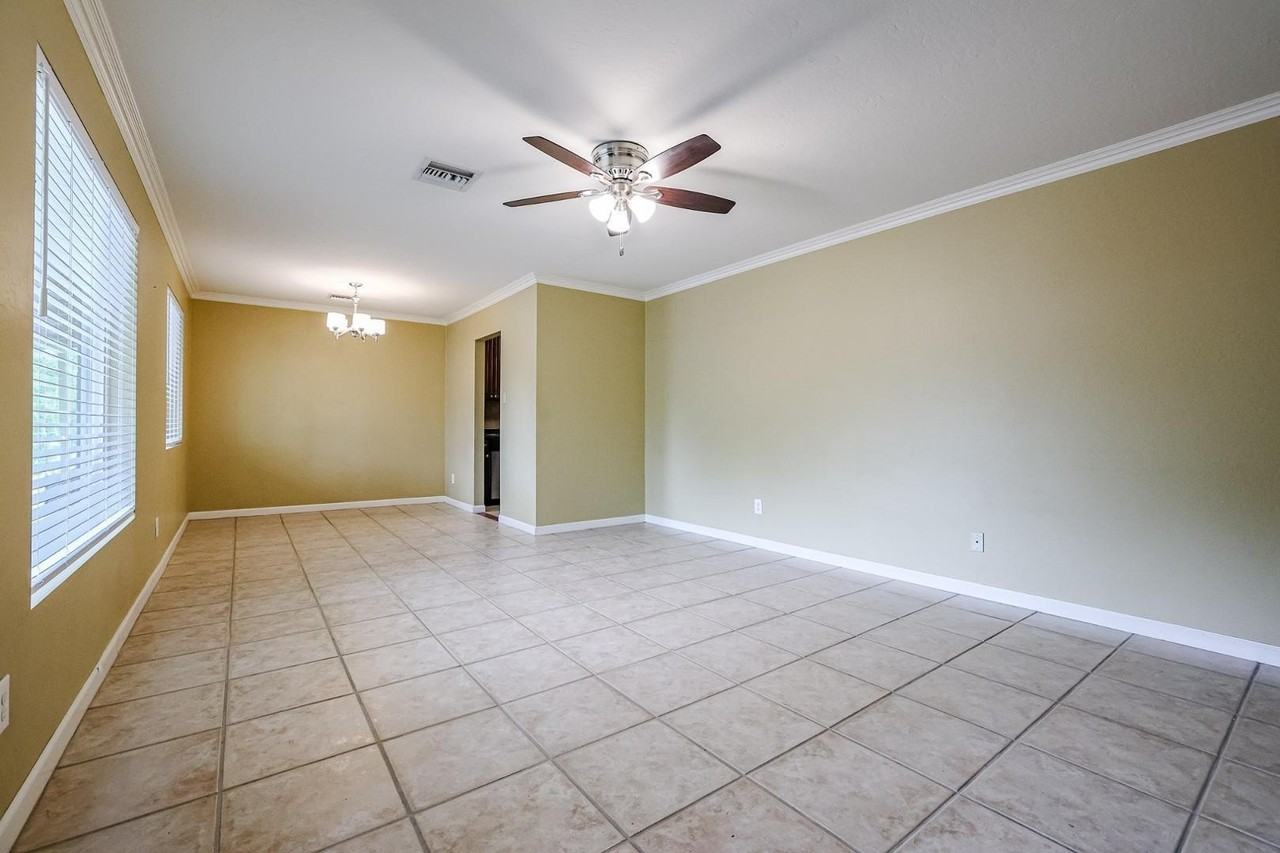 1005 E Cavalier Dr - Photo 4 of 28