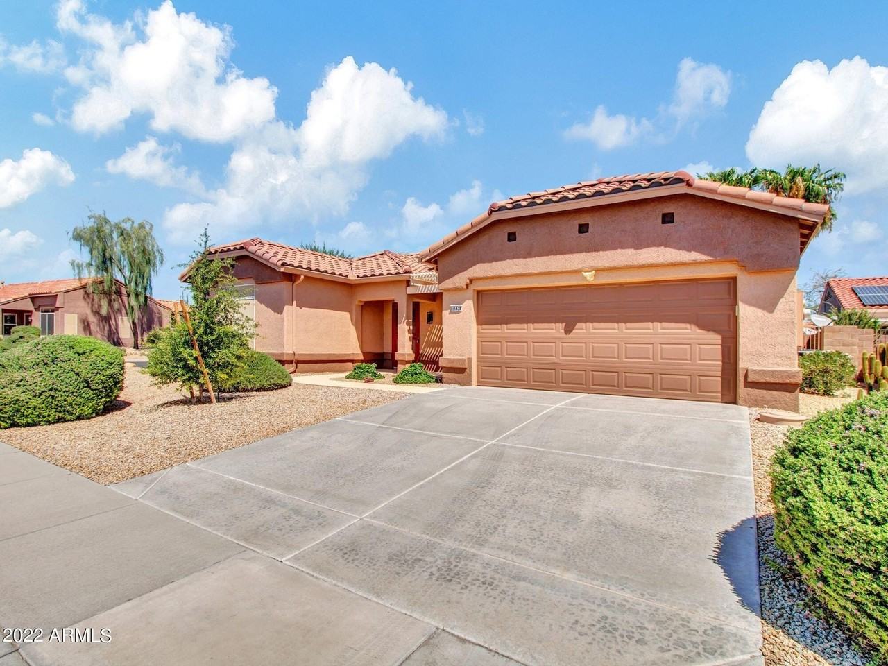 15438 W Domingo Ln - Photo 3 of 30