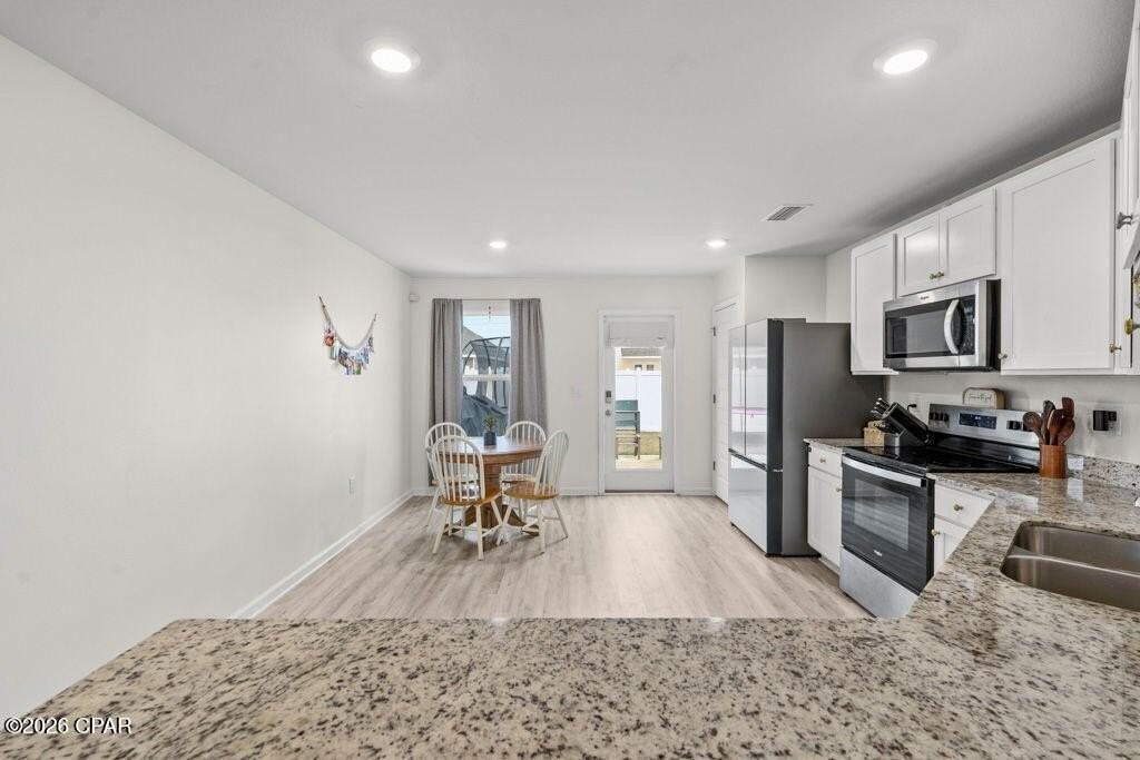 6587 Kettles St - Photo 6 of 33