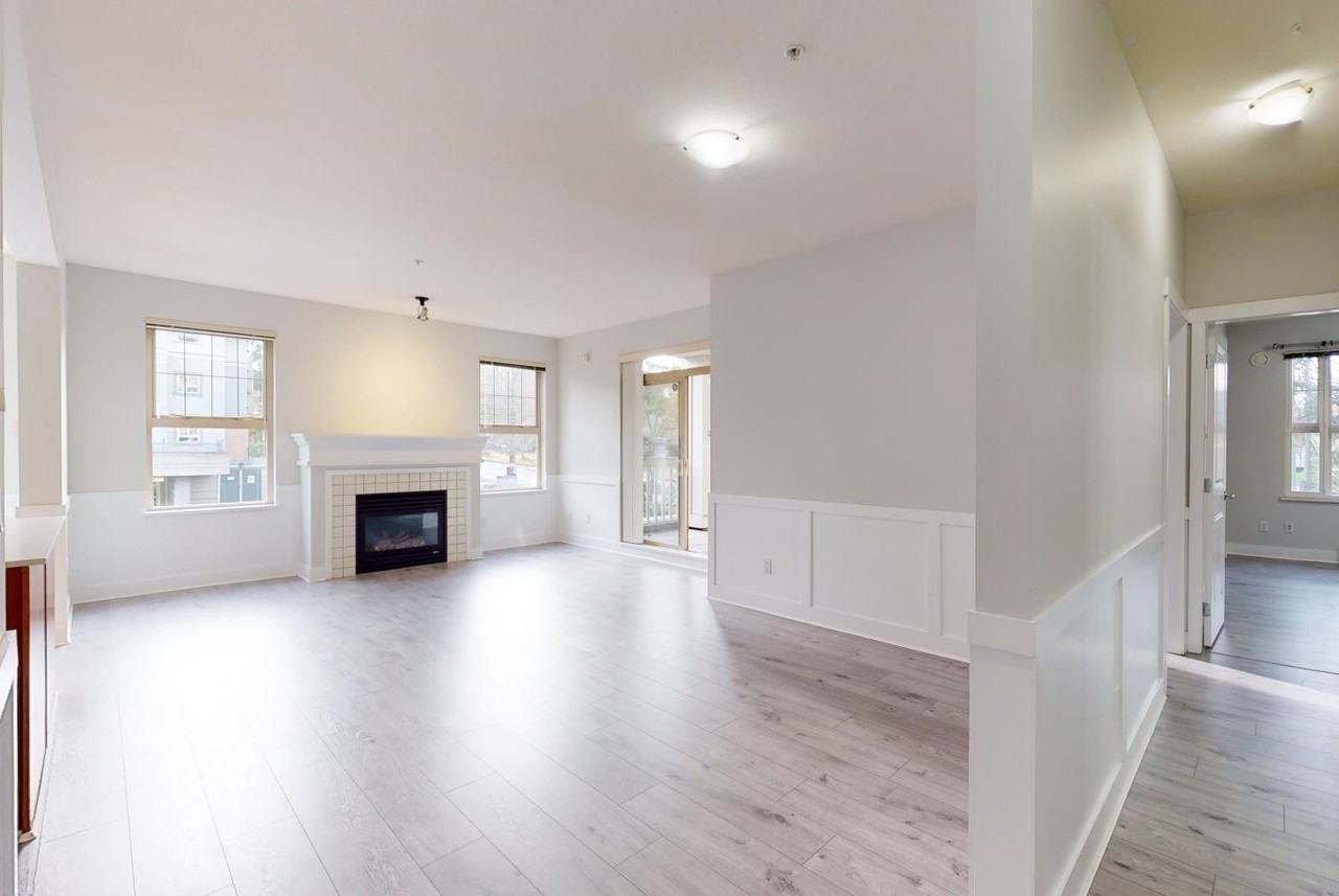 4655 Valley Drive - Photo 2 of 32