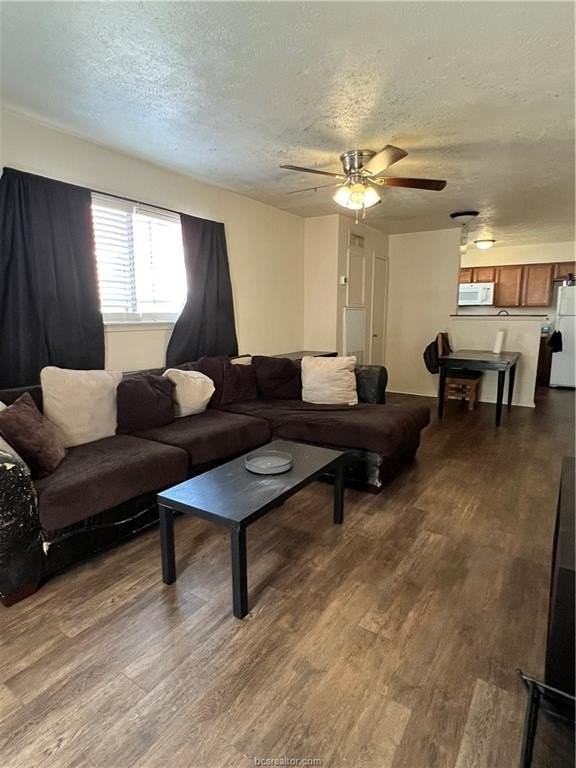 2406 Toro Ln #D - Photo 3 of 13