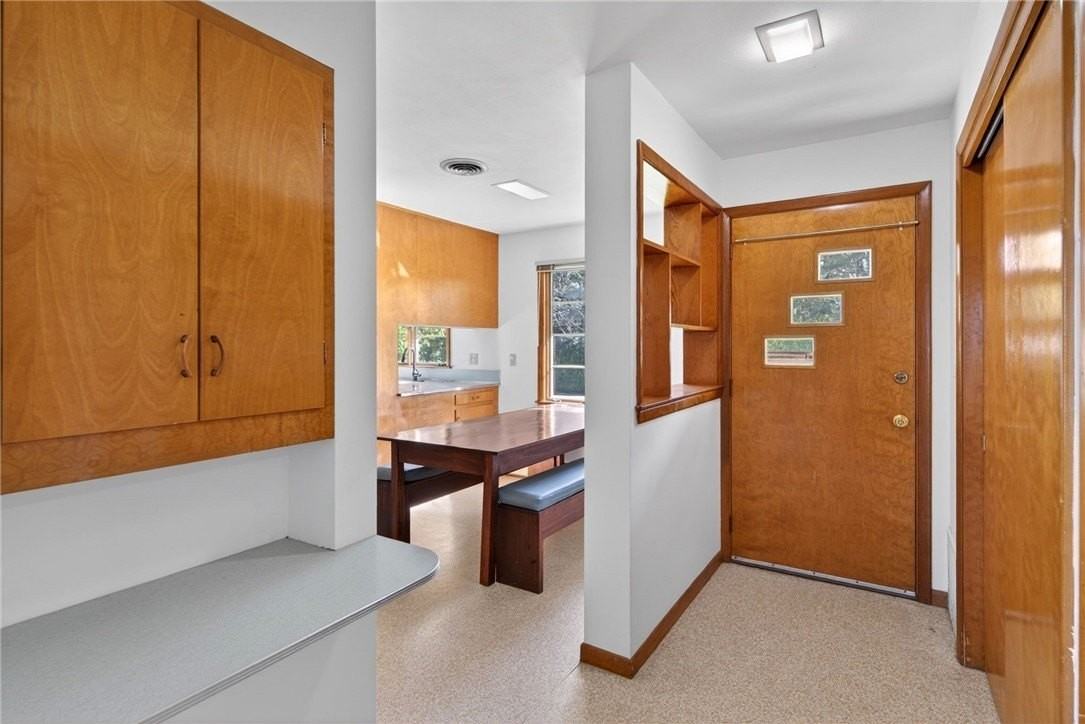 11 Forest Lane - Photo 2 of 29