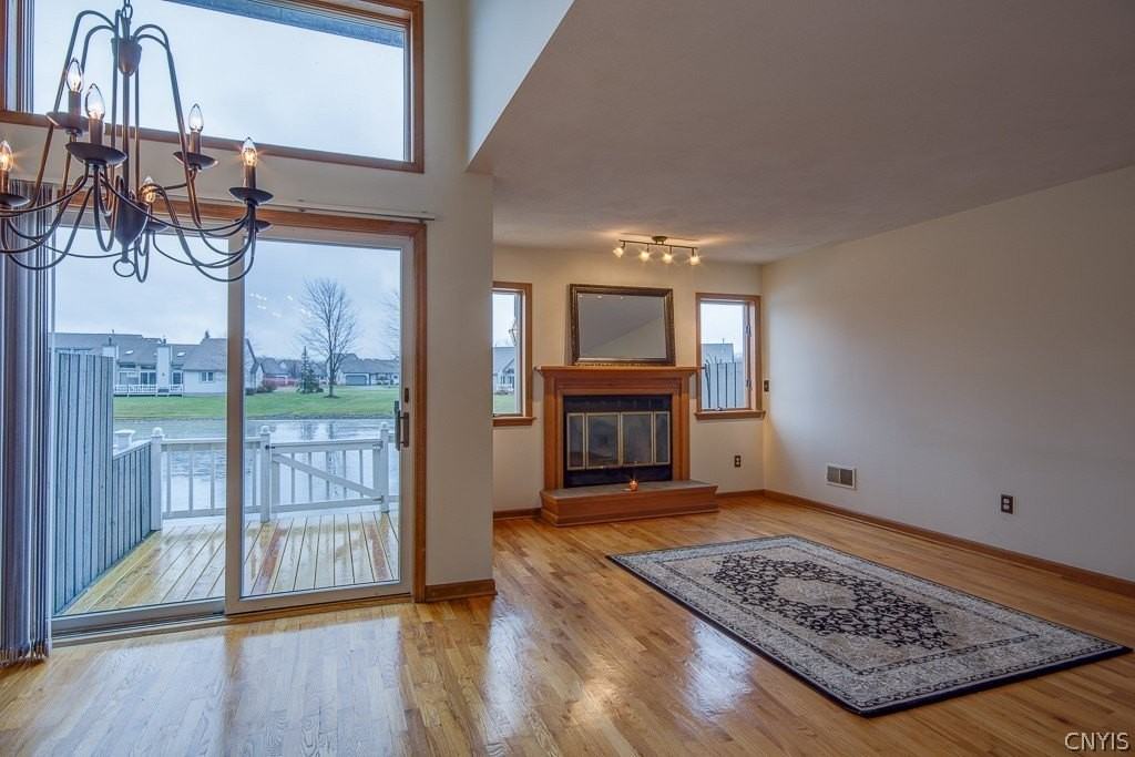 378 N Summerhaven Drive N - Photo 7 of 22