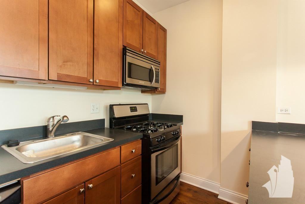 2834 N Albany Ave #2834G - Photo 4 of 12