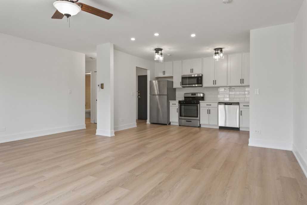 5202 Washington St #301 - Photo 3 of 8