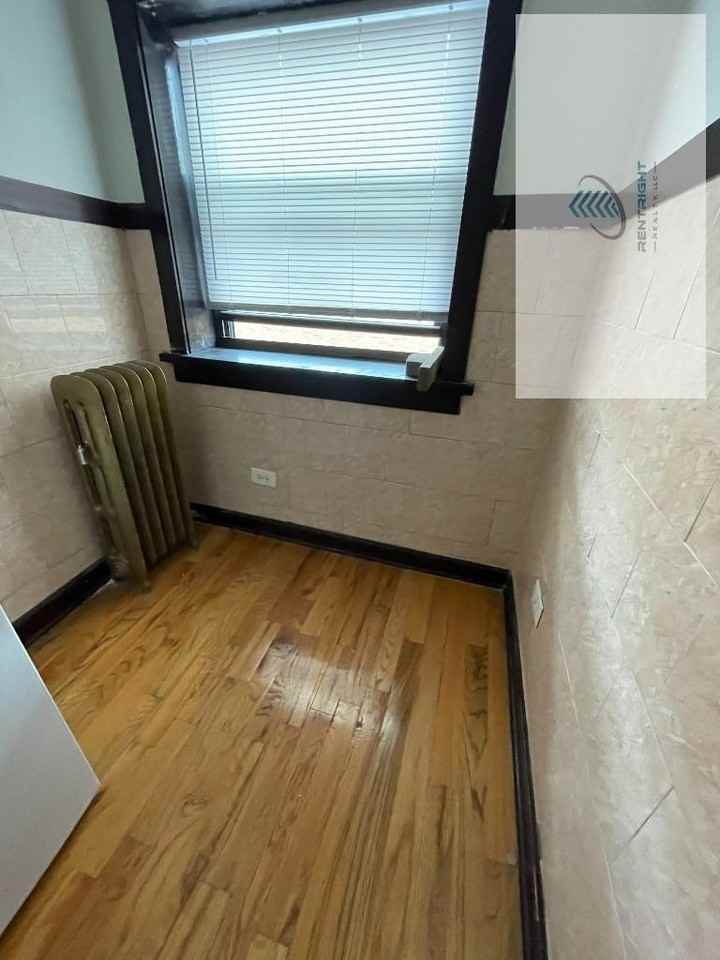 4019 W Irving Park Rd #4027-319 - Photo 5 of 11