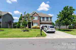 featured image of 435 Castlebury Ct