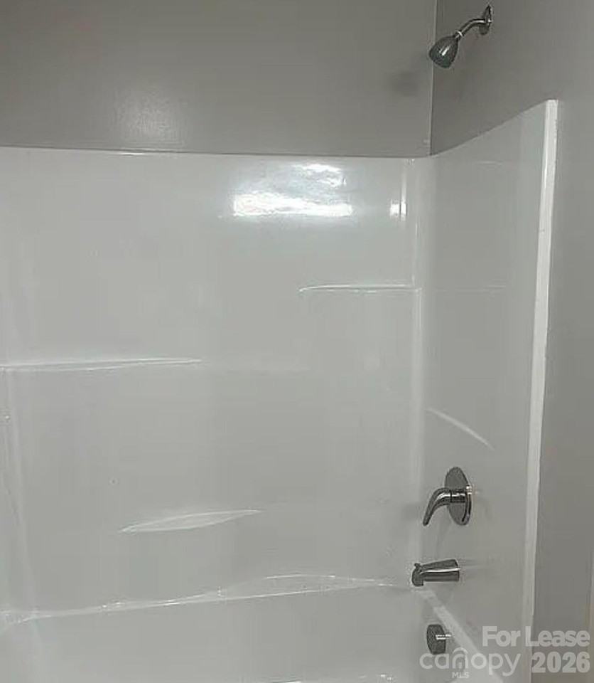740 Log Cabin Dr - Photo 5 of 24