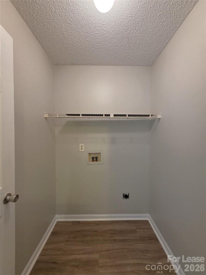 405 S Pinchback Ave - Photo 6 of 14