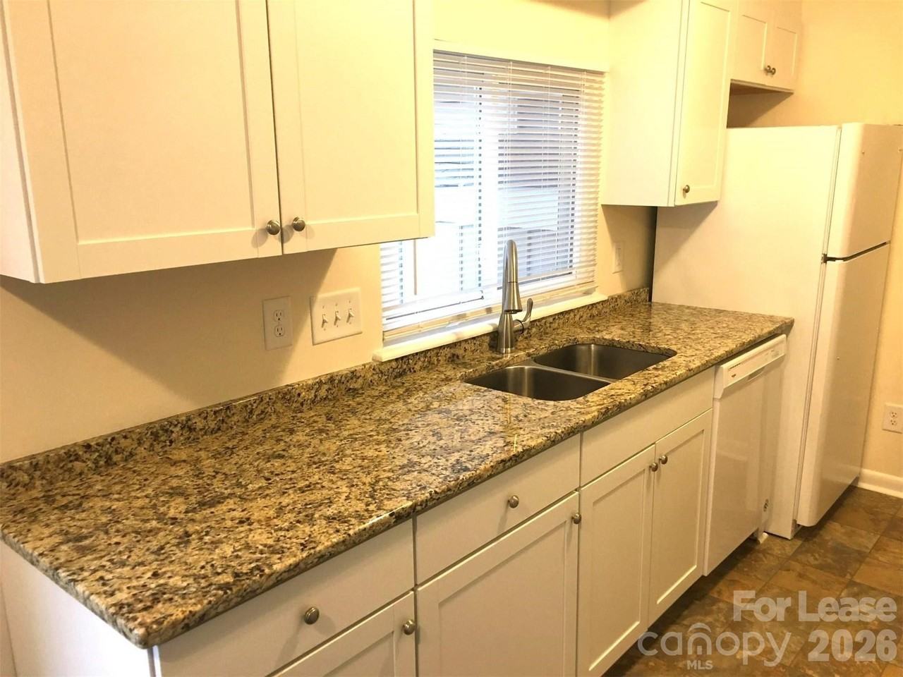 11304 E W T Harris Blvd - Photo 6 of 13