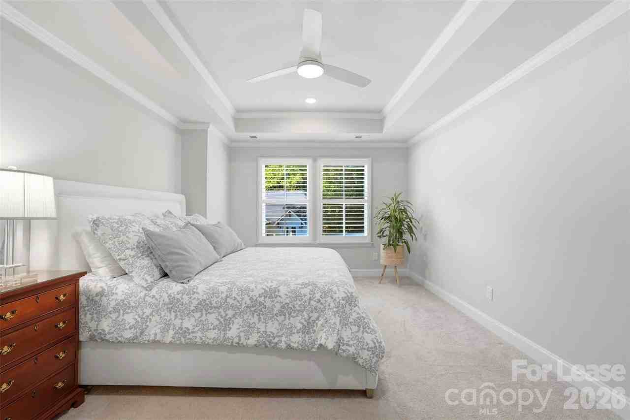 1120 Drummond Ave - Photo 7 of 13