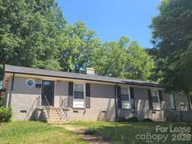 3731 Dresden Dr E - Photo 1 of 1
