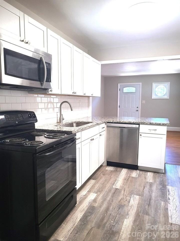 3731 Dresden Dr E - Photo 2 of 10