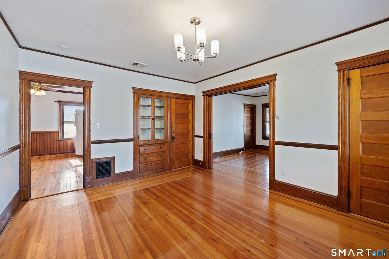 19 Thomas St #23 - Photo 4 of 16