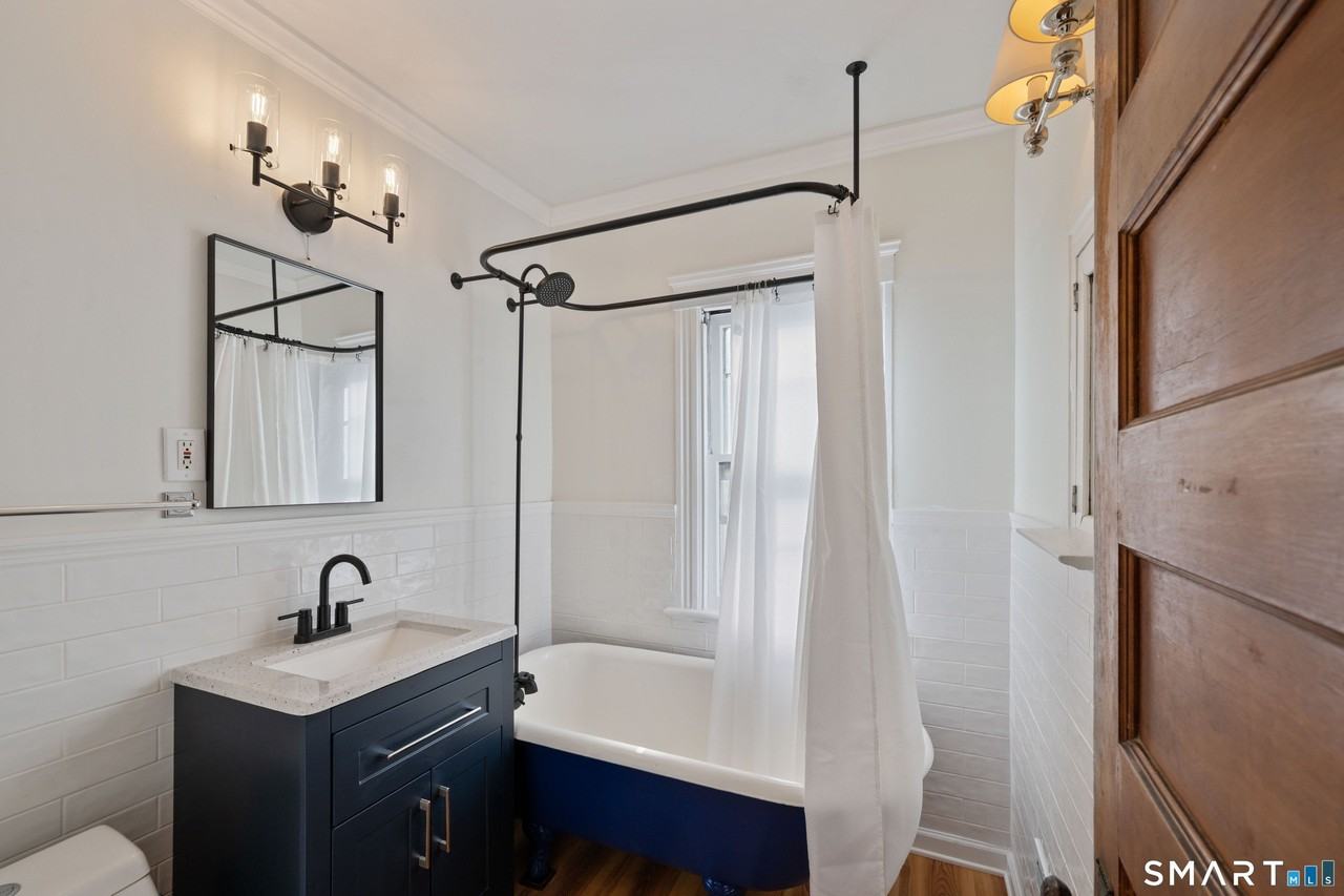 19 Thomas St #23 - Photo 7 of 16