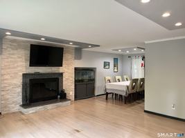 featured image of 2 Lakewood Dr