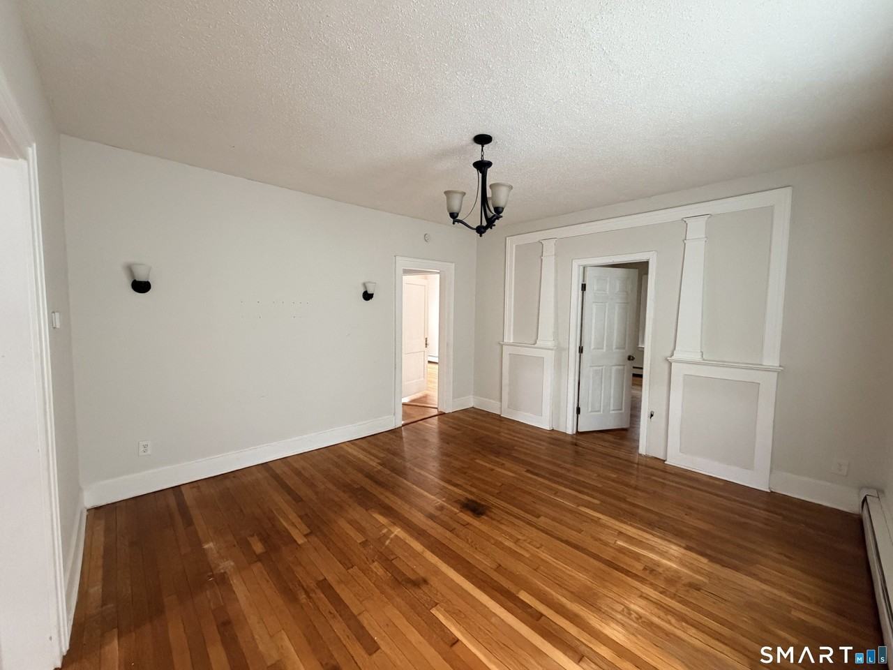 152 Lyons St - Photo 6 of 13