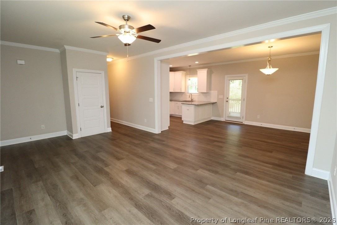 8424 Rhodes Rd - Photo 4 of 31