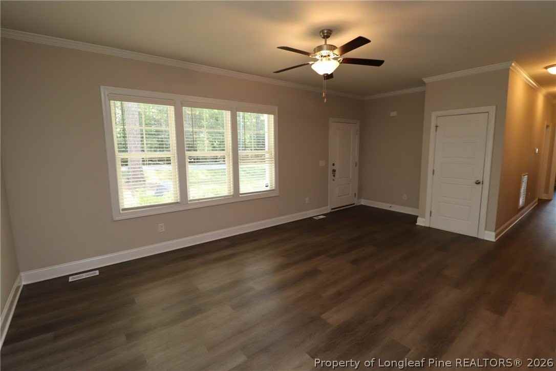 8424 Rhodes Rd - Photo 5 of 31