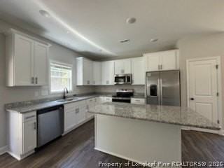 390 Summer Hill Rd - Photo 5 of 27