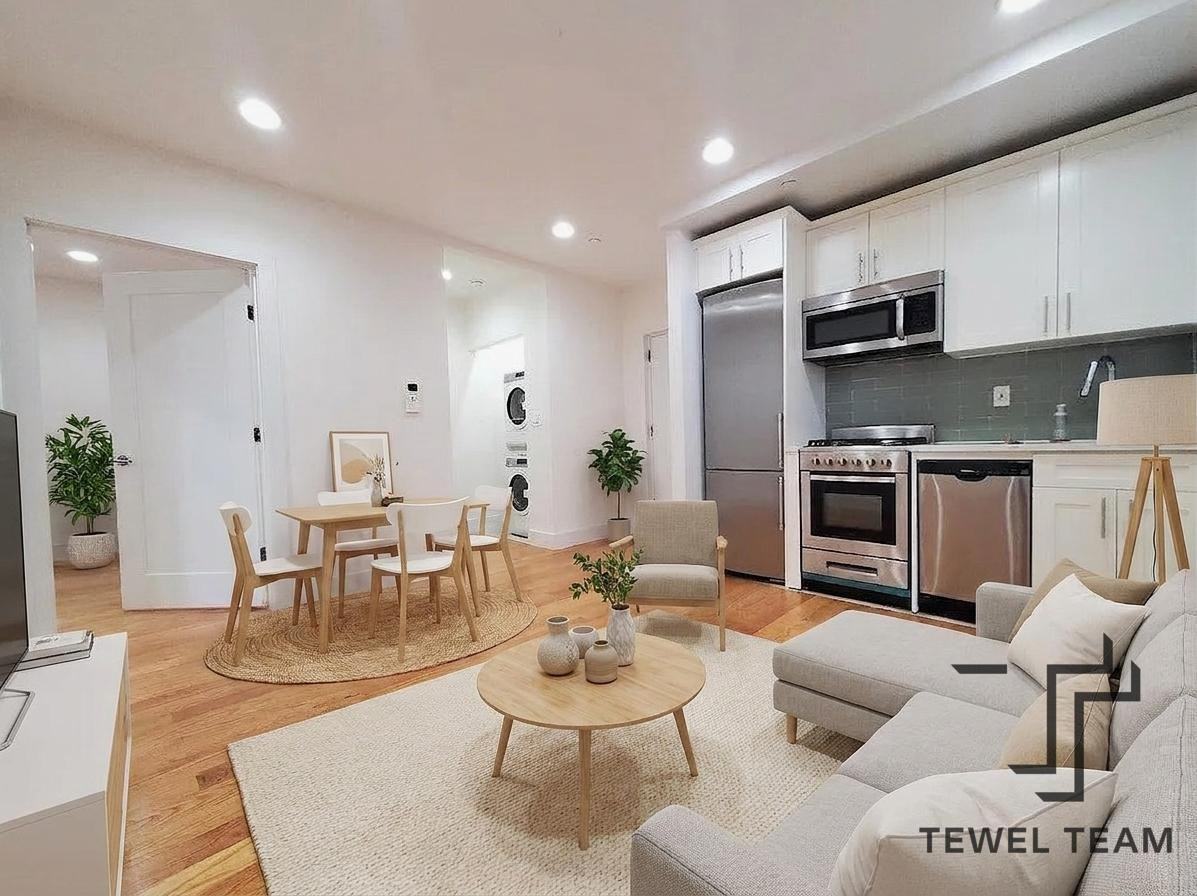 273 West 150th Street #3C - Photo 2 of 10