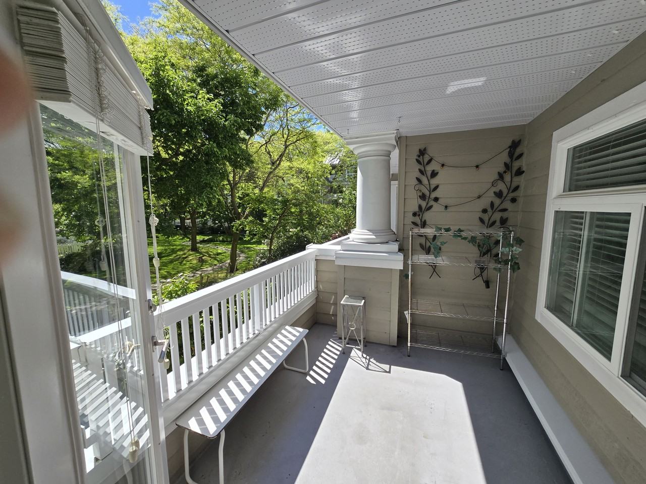 5500 Lynas Lane - Photo 4 of 13