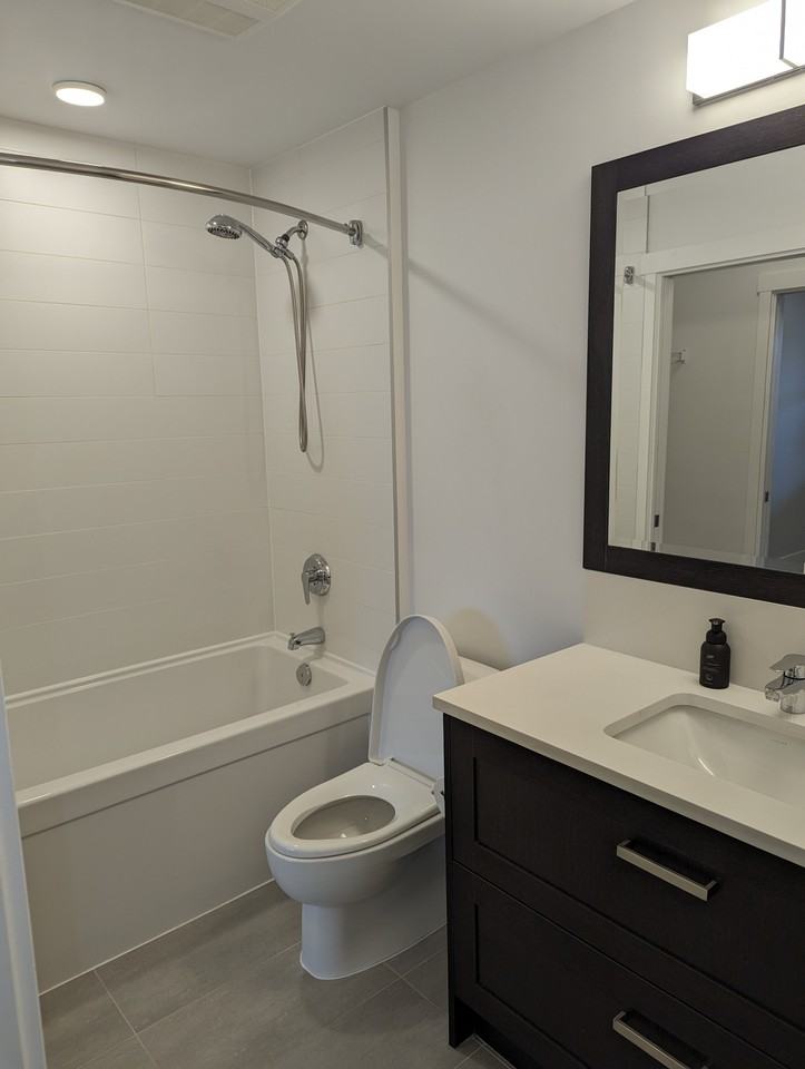 5638 201A Street #202 - Photo 6 of 19