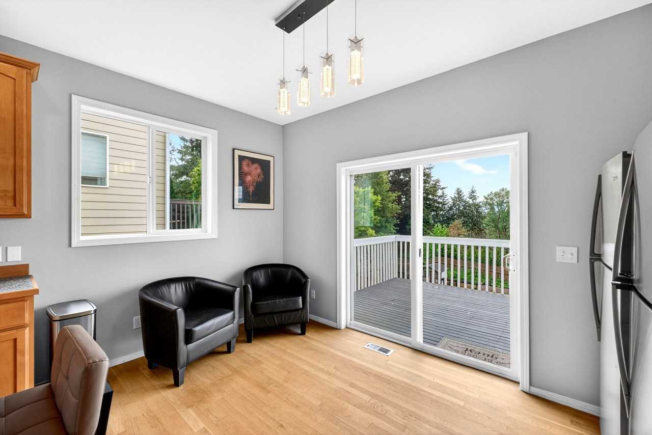 10th Ave - Photo 6 of 45