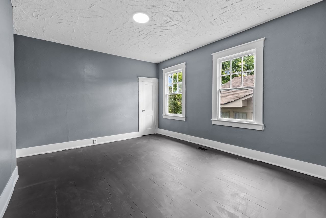 963 3rd St W #1 - Photo 6 of 13