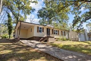 1153 Linwood St #1 - Photo 3 of 23