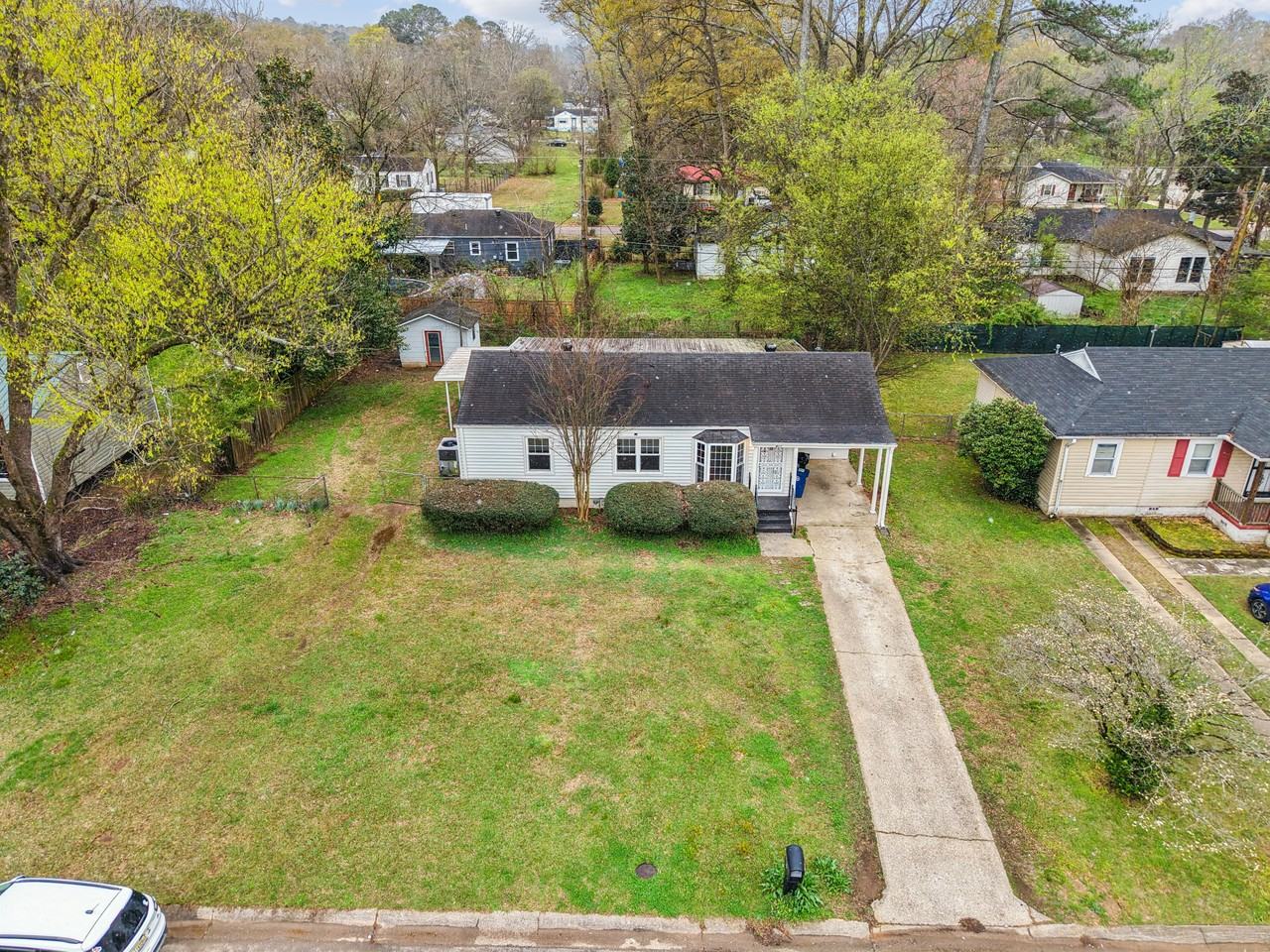 417 Price Dr #1 - Photo 4 of 34