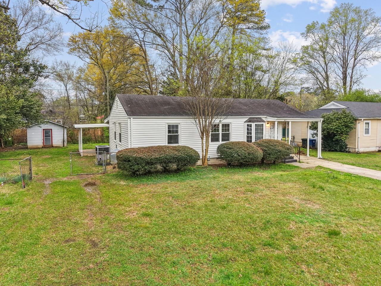 417 Price Dr #1 - Photo 5 of 34