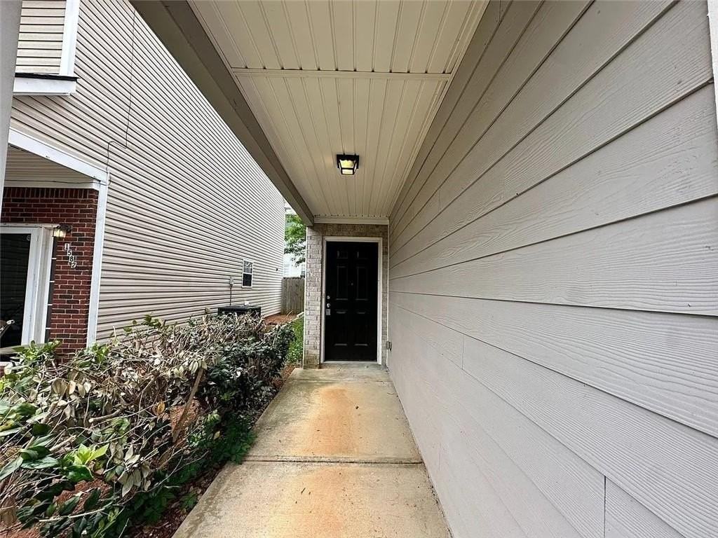 1578 Onalee Dr - Photo 4 of 29