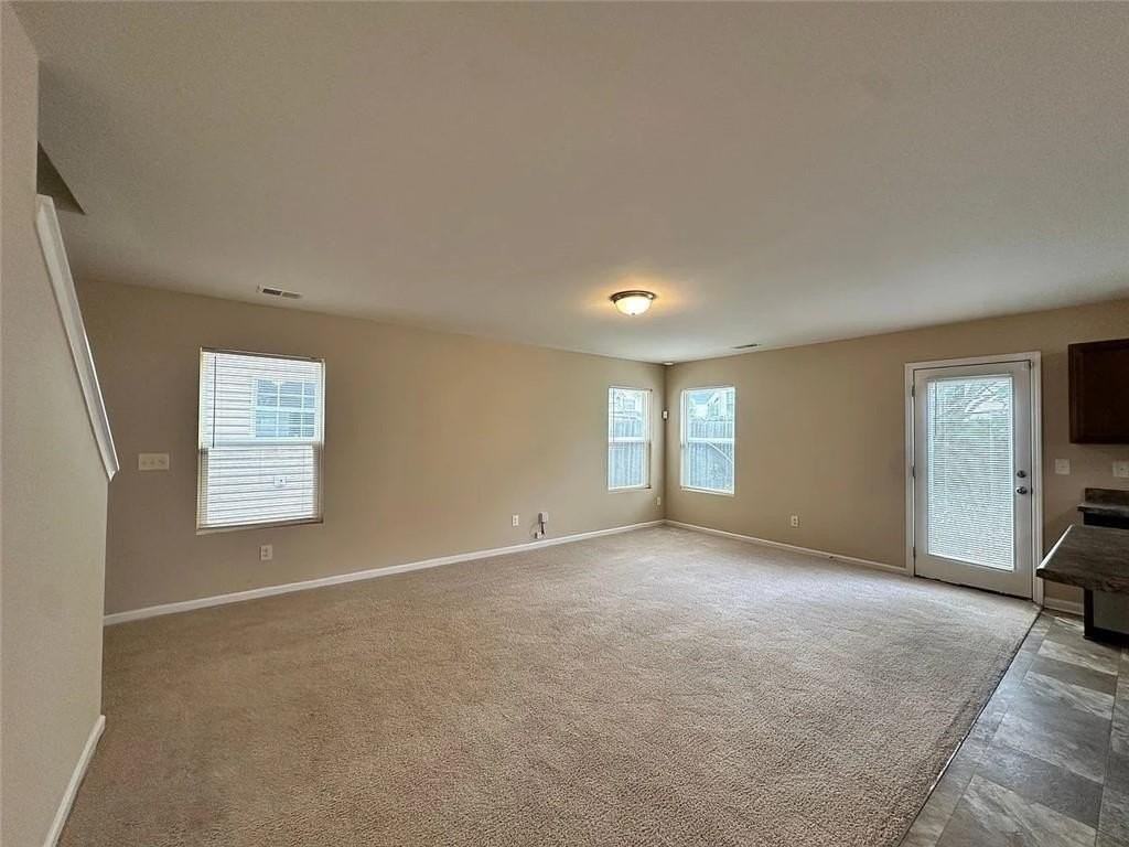 1578 Onalee Dr - Photo 6 of 29