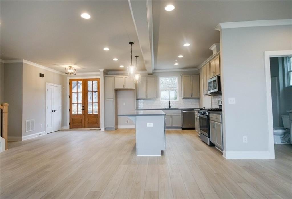 1740 Bolton Rd Nw - Photo 2 of 48