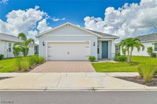 42218 Edgewater Dr - Photo 1 of 1