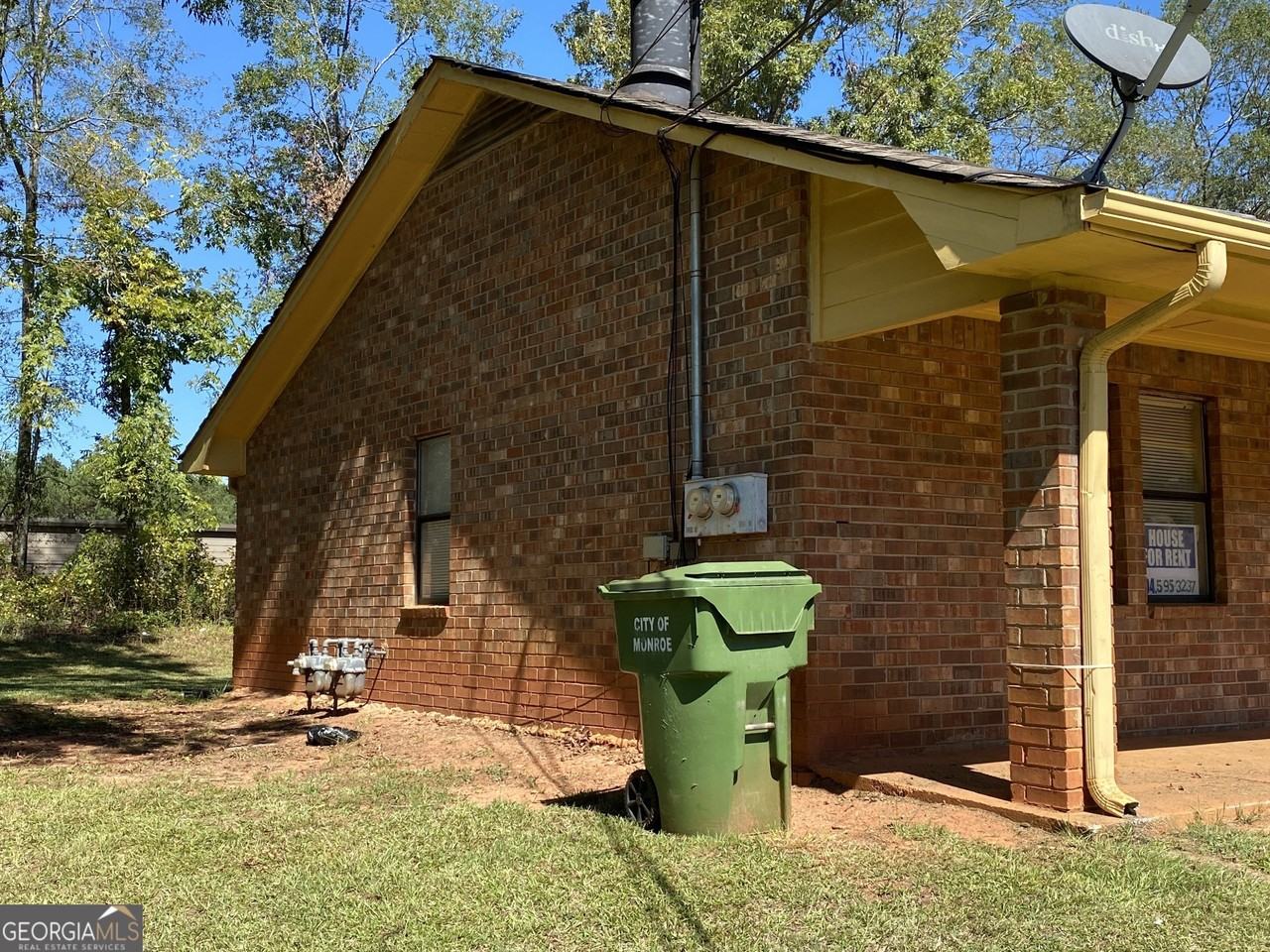 129 Tanglewood Dr #B - Photo 2 of 13
