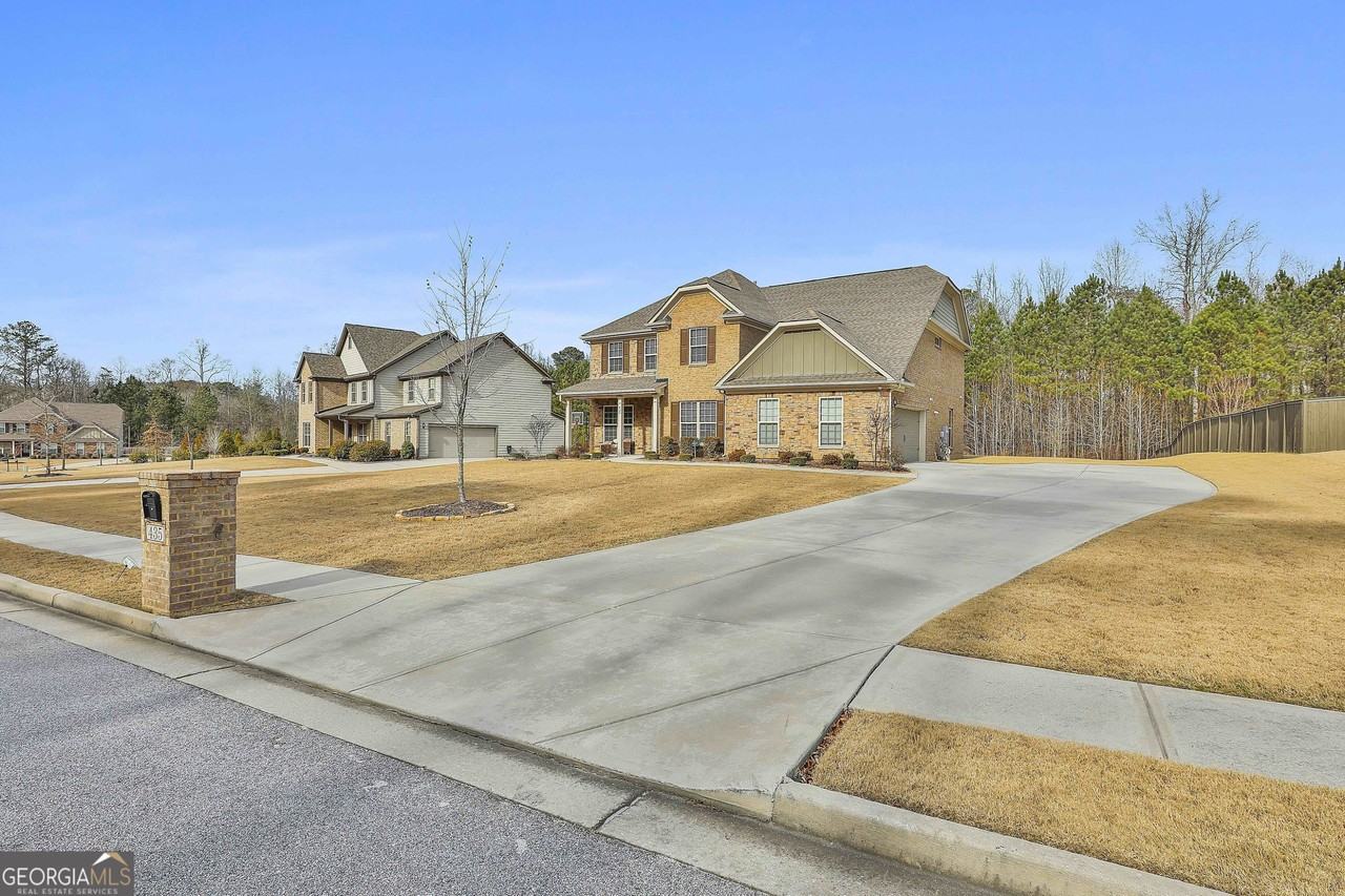 435 Park Haven Ln - Photo 2 of 50